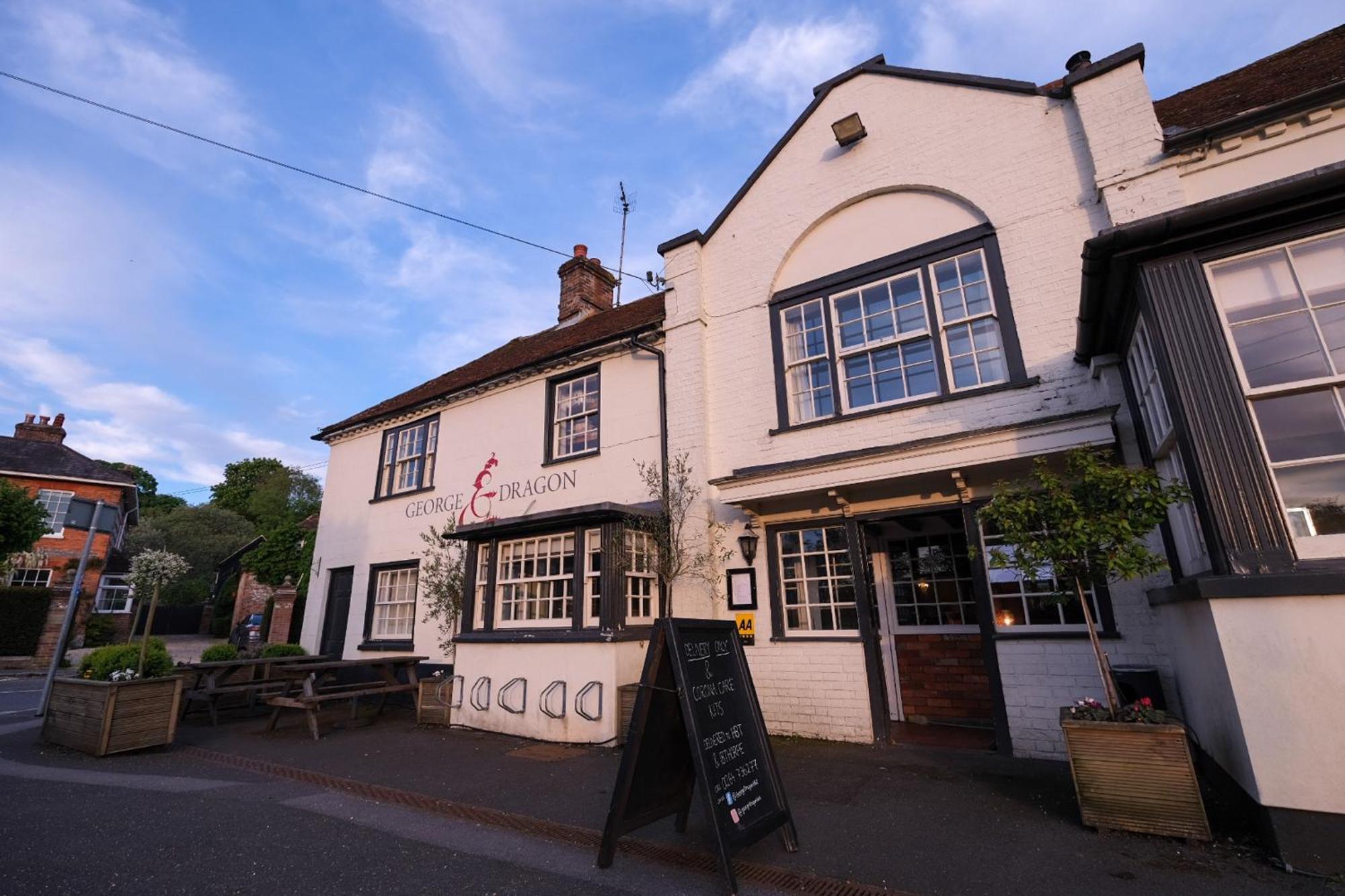Hotel George & Dragon Andover Exterior foto